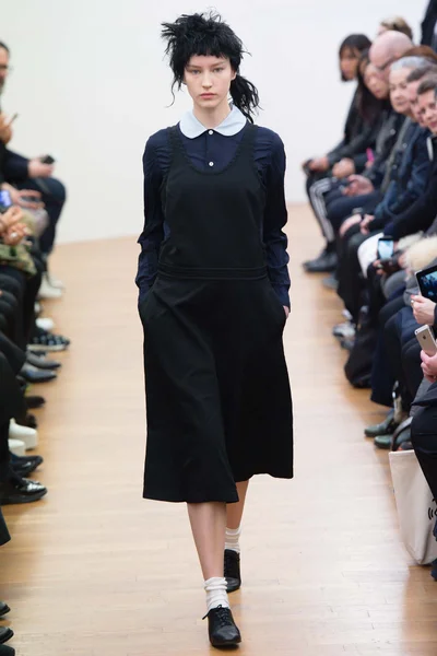 Look 35